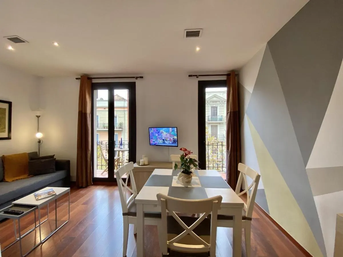 Sagrada Familia Apartment バルセロナ 0*,